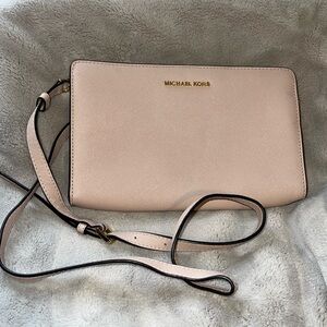 Michael Kors crossbody